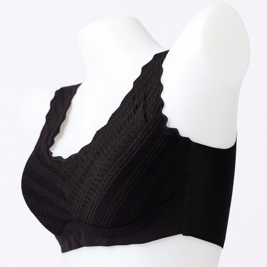 Black Textured Wire-Free Bra with Scalloped Straps